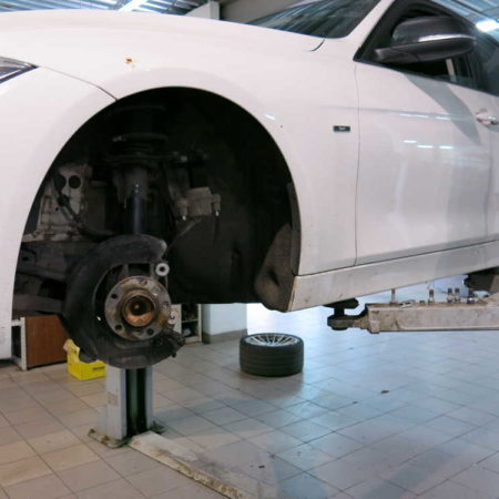 Замена тормозных колодок и дисков BMW 3 series sedan